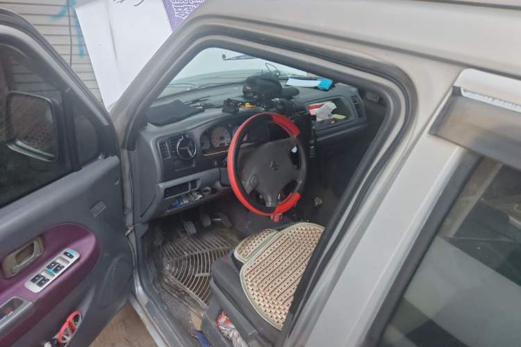 Used Suzuki Wagon R 2012 Entrepreneur Edition 1.0L Manual - Overdrive Type Driver Seat