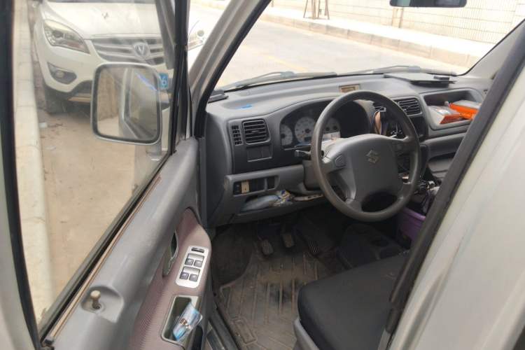 Used Suzuki Wagon R 2012 Entrepreneur Edition 1.0L Manual - Overdrive Type Driver Seat