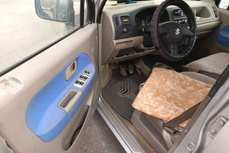 Used Suzuki Wagon R 2012 All-Purpose Model 1.4L Manual Standard Version Driver Seat
