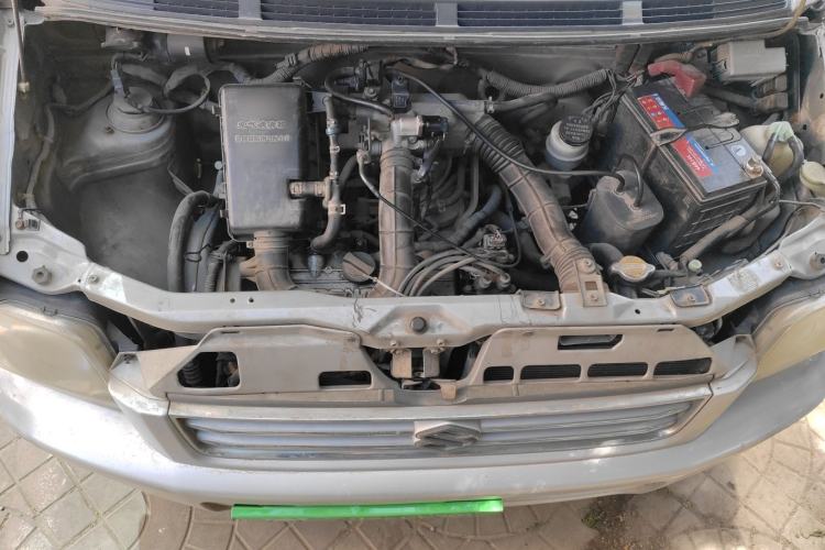 Used Suzuki Wagon R 2012 Entrepreneur Edition 1.0L Manual - Overdrive Type Engine Bay
