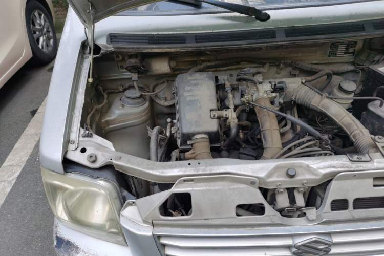 Used Suzuki Wagon R 2012 Entrepreneur Edition 1.0L Manual - Overdrive Type Engine Bay Right
