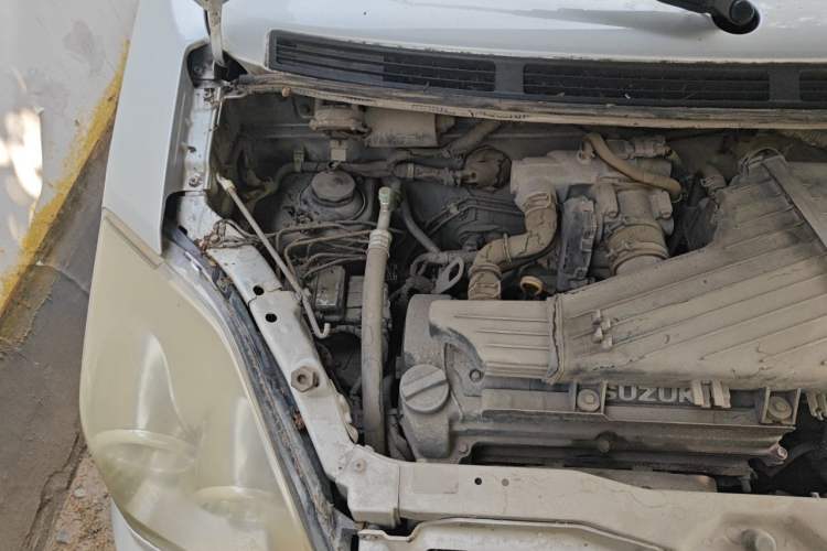 Used Suzuki Wagon R 2012 e 1.4L Manual VVT Standard Model China IV standard Engine Bay Right