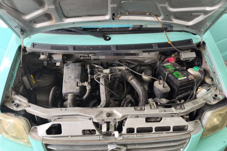 Used Suzuki Wagon R 2012 Entrepreneur Edition 1.0L Manual - Overdrive Type Engine Bay