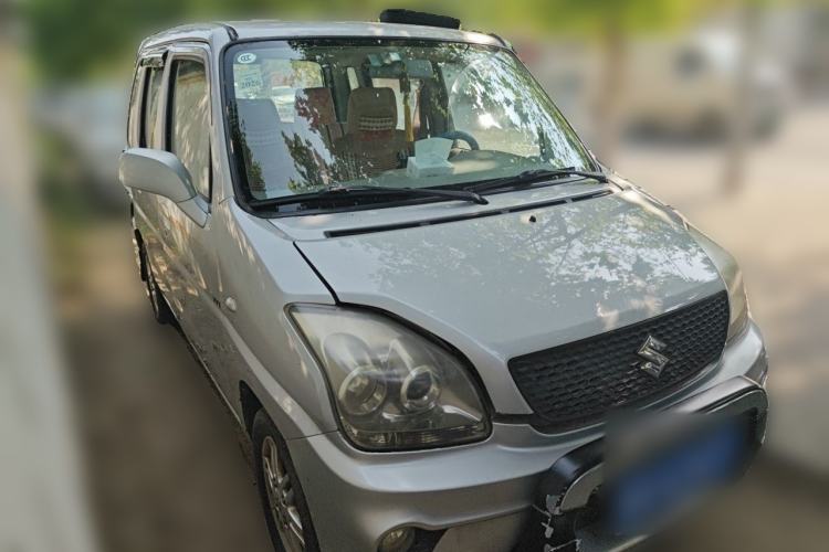 Used Suzuki Wagon R 2012 e 1.4L Manual VVT Standard Model China IV standard Front Right 45 Deg