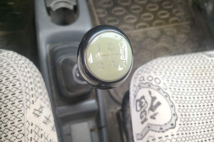 Used Suzuki Wagon R 2012 Entrepreneur Edition 1.0L Manual - Overdrive Type Gear Lever