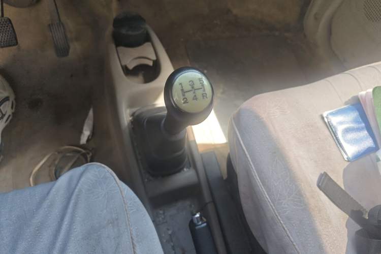 Used Suzuki Wagon R 2012 All-Purpose Model 1.4L Manual Standard Type 2 Gear Lever