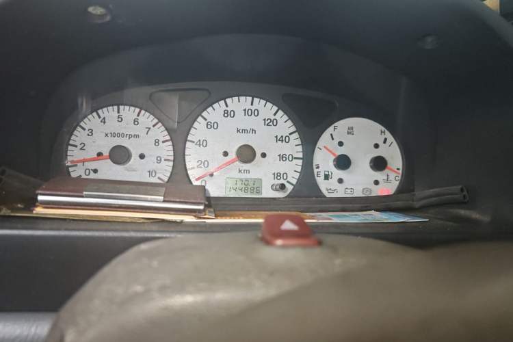 Used Suzuki Wagon R 2012 Entrepreneur Edition 1.0L Manual - Overdrive Type Instrument Cluster