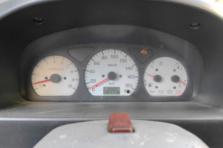 Used Suzuki Wagon R 2012 Entrepreneur Edition 1.0L Manual - Overdrive Type Instrument Cluster