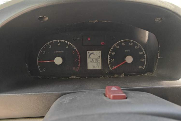 Used Suzuki Wagon R 2012 e 1.4L Manual VVT Standard Model China IV standard Instrument Cluster