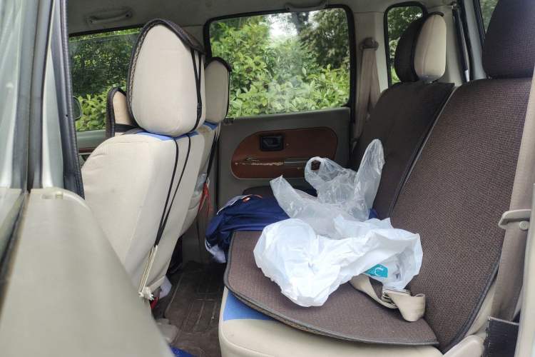 Used Suzuki Wagon R 2012 All-Purpose Model 1.4L Manual Standard Version Left Rear Seat
