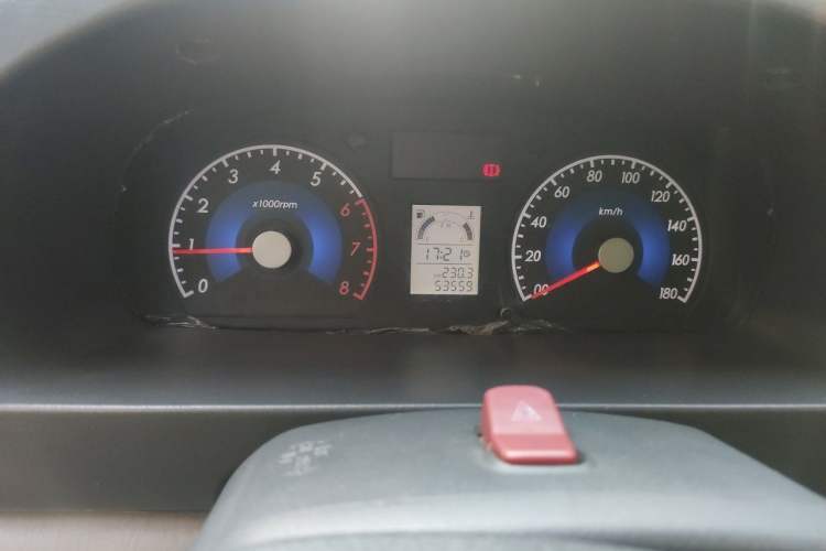 Used Suzuki Wagon R 2012 All-Purpose Model 1.4L Manual VVT Standard Version China IV Odometer Close Up