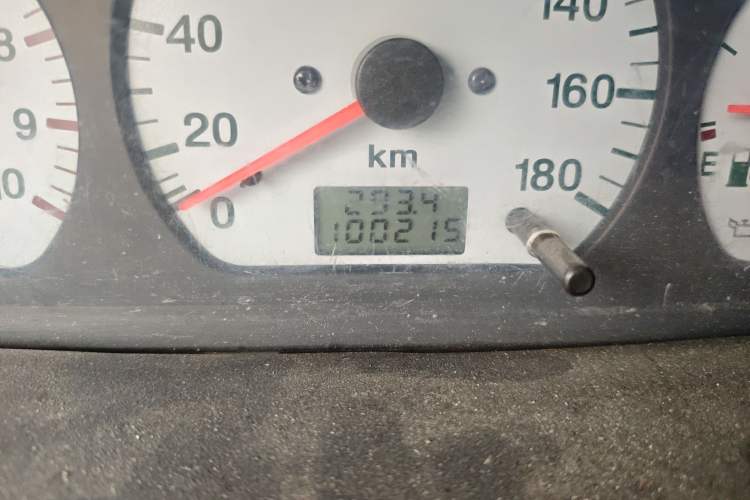 Used Suzuki Wagon R 2012 Entrepreneur Edition 1.0L Manual - Overdrive Type Odometer Close Up