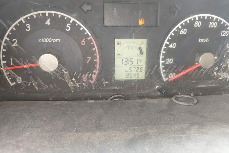 Used Suzuki Wagon R 2012 All-Purpose Model 1.4L Manual Standard Type 2 Odometer Close Up