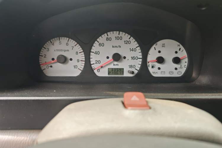 Used Suzuki Wagon R 2012 Entrepreneur Edition 1.0L Manual - Overdrive Type Odometer Close Up