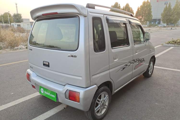 Used Suzuki Wagon R 2012 Entrepreneur Edition 1.0L Manual - Overdrive Type Rear Right 45 Deg