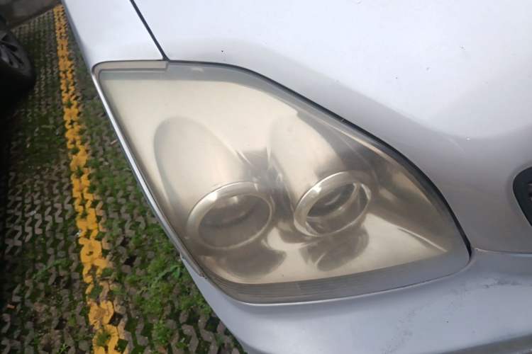 Used Suzuki Wagon R 2012 e 1.4L Manual VVT Standard Model China IV standard Right Front Headlight