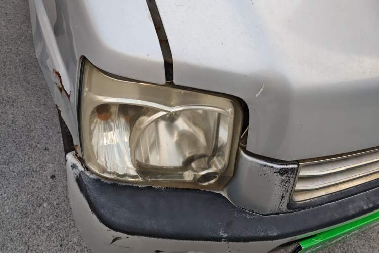 Used Suzuki Wagon R 2012 Entrepreneur Edition 1.0L Manual - Overdrive Type Right Front Headlight
