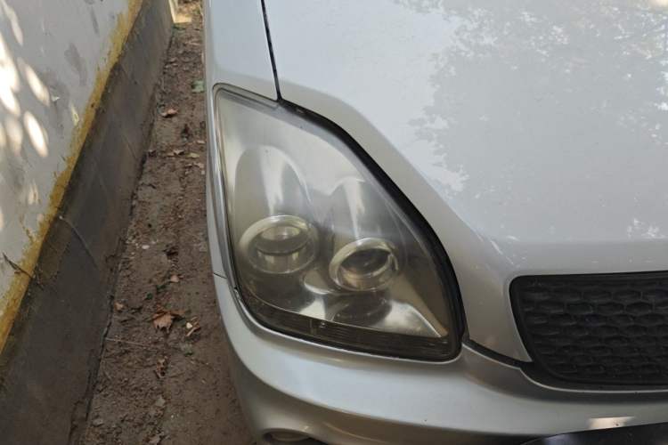 Used Suzuki Wagon R 2012 e 1.4L Manual VVT Standard Model China IV standard Right Front Headlight