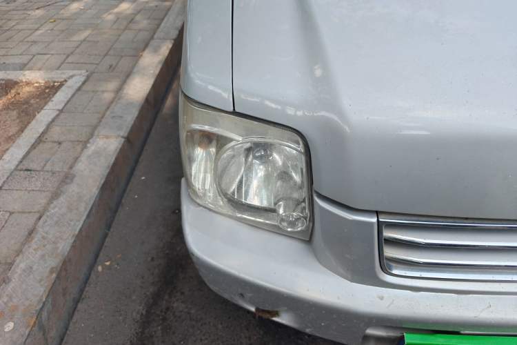 Used Suzuki Wagon R 2012 Entrepreneur Edition 1.0L Manual - Overdrive Type Right Front Headlight