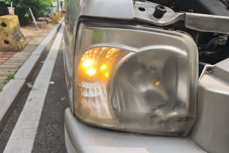 Used Suzuki Wagon R 2012 Entrepreneur Edition 1.0L Manual - Overdrive Type Right Front Headlight