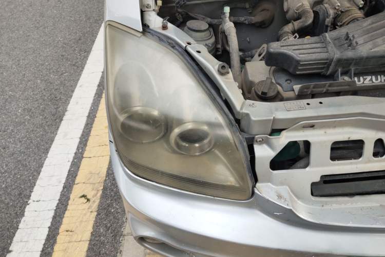 Used Suzuki Wagon R 2012 e 1.4L Manual Standard Model Right Front Headlight