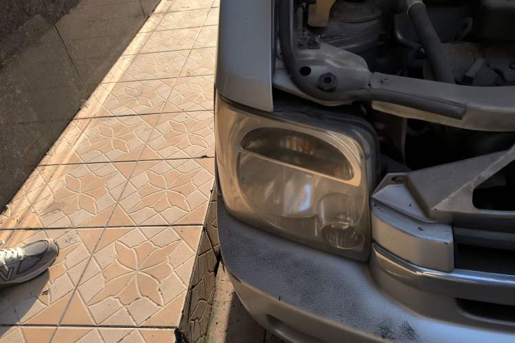 Used Suzuki Wagon R 2012 All-Purpose Model 1.4L Manual Standard Version Right Front Headlight