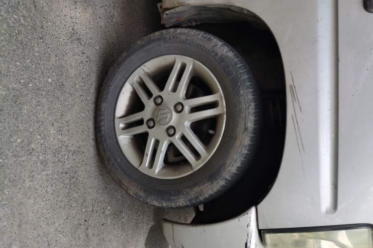 Used Suzuki Wagon R 2012 Entrepreneur Edition 1.0L Manual - Overdrive Type Right Front Wheel Hub