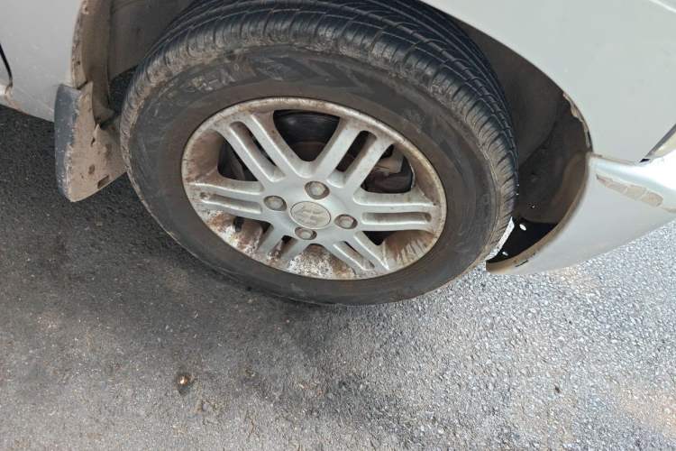 Used Suzuki Wagon R 2012 Entrepreneur Edition 1.0L Manual - Overdrive Type Right Front Wheel Hub