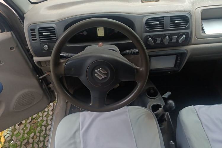 Used Suzuki Wagon R 2012 e 1.4L Manual VVT Standard Model China IV standard Steering Wheel