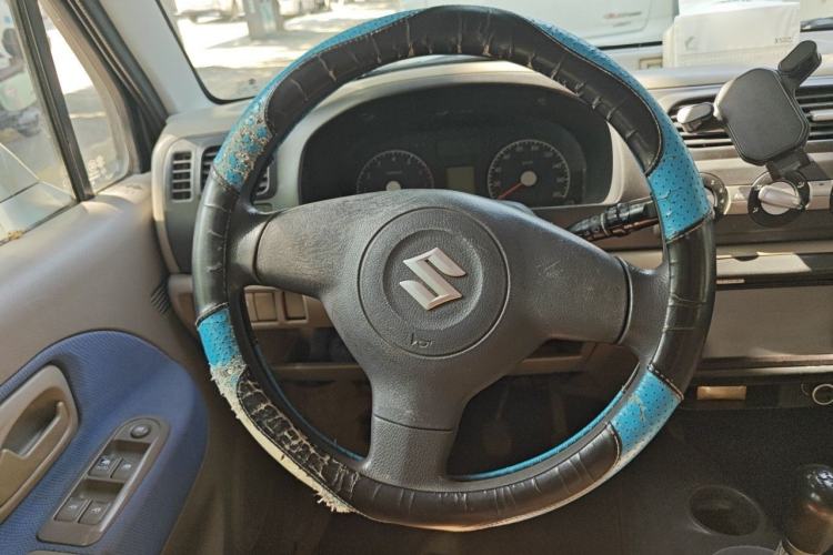 Used Suzuki Wagon R 2012 e 1.4L Manual VVT Standard Model China IV standard Steering Wheel