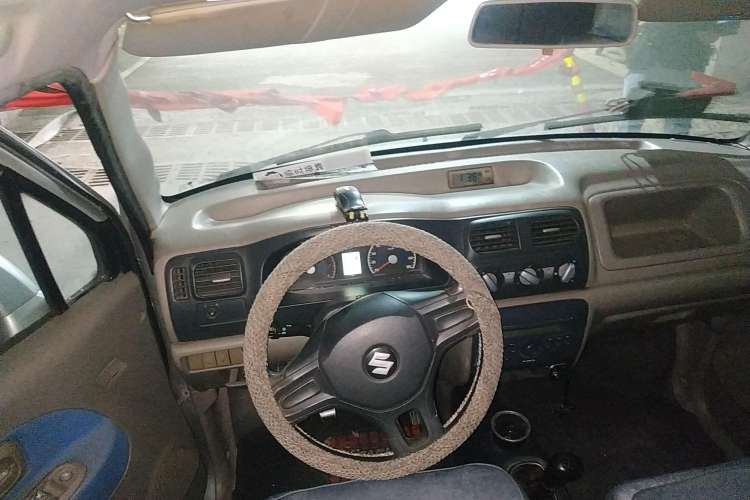 Used Suzuki Wagon R 2012 e 1.4L Manual Utility Model Steering Wheel