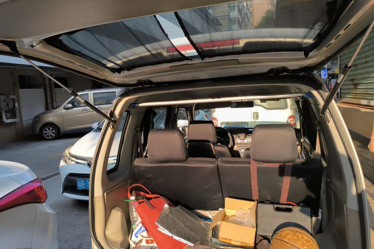 Used Suzuki Wagon R 2012 All-Purpose Model 1.4L Manual Standard Version Trunk