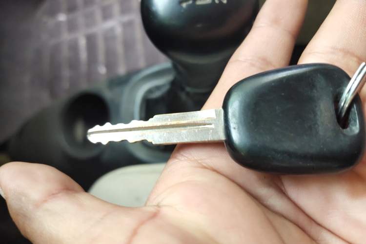 Used Suzuki Wagon R 2012 e 1.4L Manual Standard Model Vehicle Key