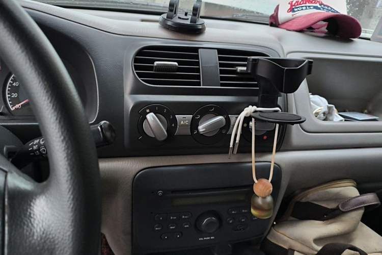 Used Suzuki Wagon R 2012 All-Purpose Model 1.4L Manual VVT Standard Version China IV Audio And AC Panel