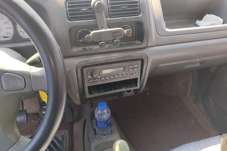 Used Suzuki Wagon R 2012 Entrepreneur Edition 1.0L Manual - Overdrive Type Audio And AC Panel
