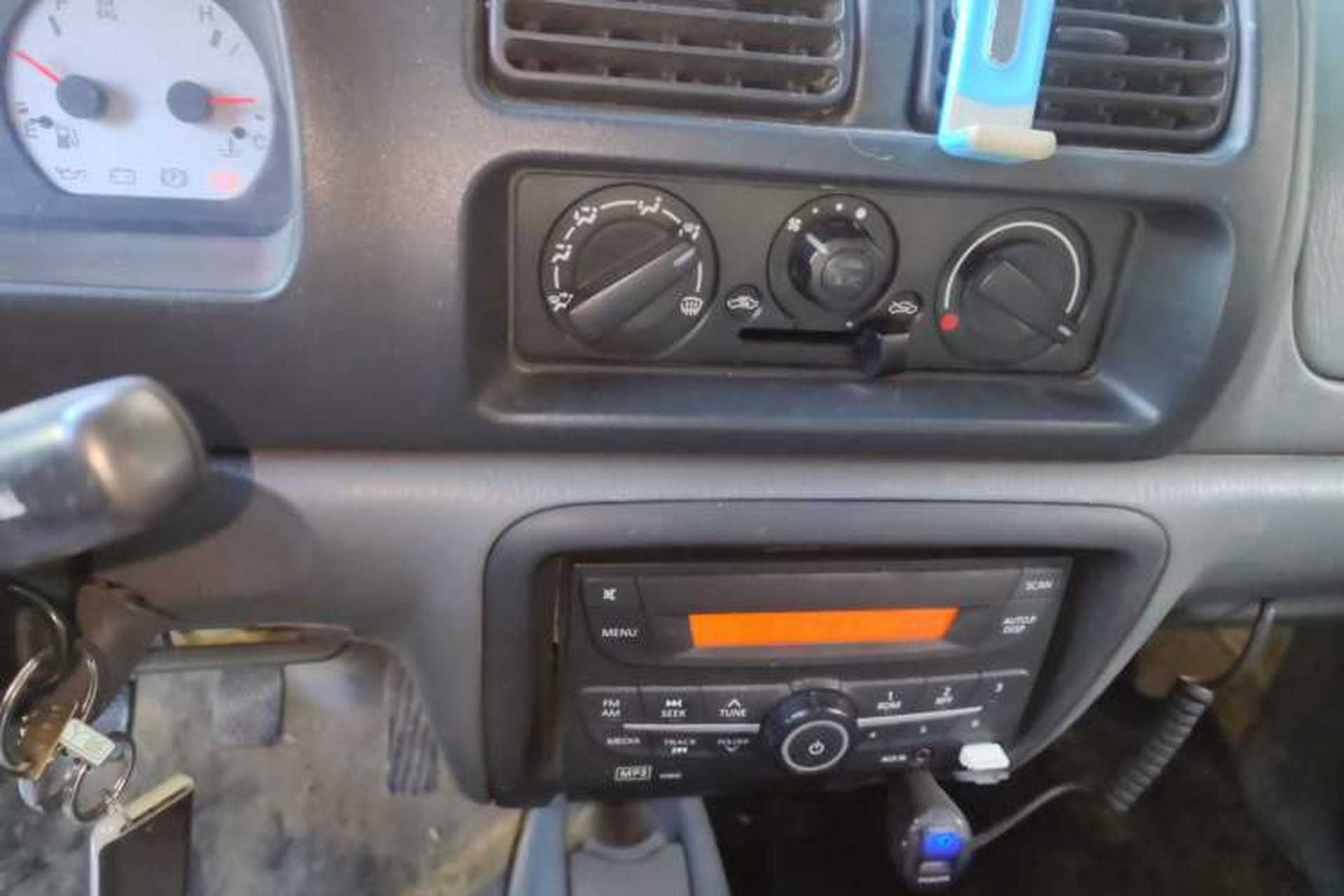 Used Suzuki Wagon R 2012 Entrepreneur Edition 1.0L Manual - Overdrive Type Audio And AC Panel