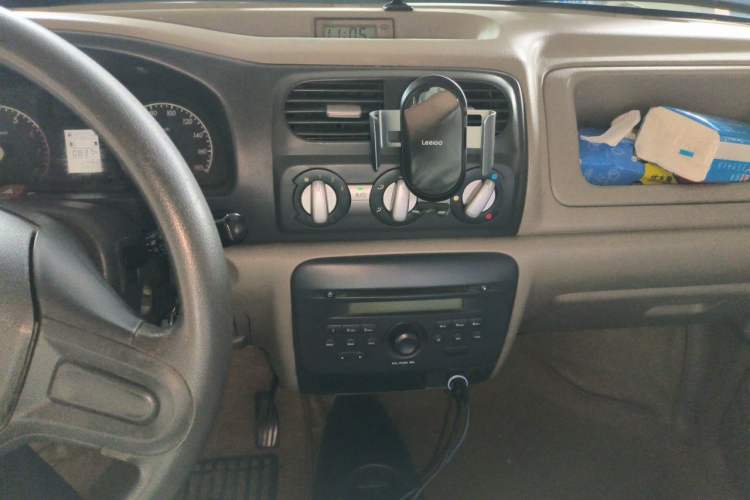 Used Suzuki Wagon R 2012 e 1.4L Manual Standard Model Audio And AC Panel