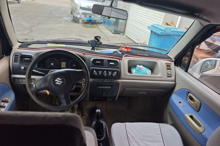 Used Suzuki Wagon R 2012 e 1.4L Manual VVT Standard Model China IV standard Center Console