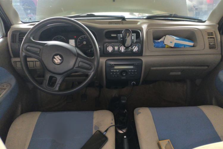 Used Suzuki Wagon R 2012 e 1.4L Manual Standard Model Center Console