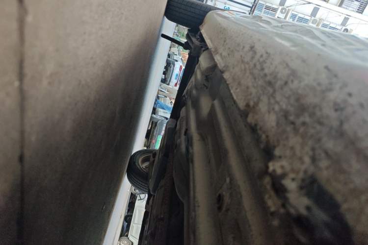 Used Suzuki Wagon R 2012 e 1.4L Manual VVT Standard Model China IV standard Chassis Front Right