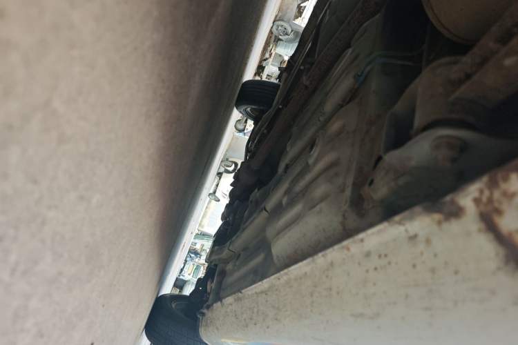 Used Suzuki Wagon R 2012 e 1.4L Manual VVT Standard Model China IV standard Chassis Rear Right