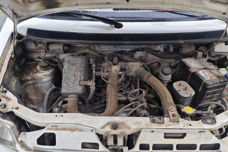 Used Suzuki Wagon R 2012 Entrepreneur Edition 1.0L Manual - Overdrive Type Engine Bay