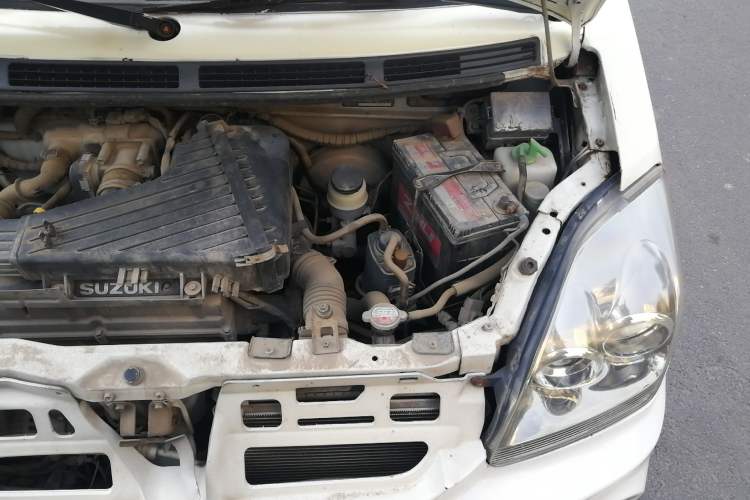 Used Suzuki Wagon R 2012 e 1.4L Manual VVT Standard Model China IV standard Engine Bay Left