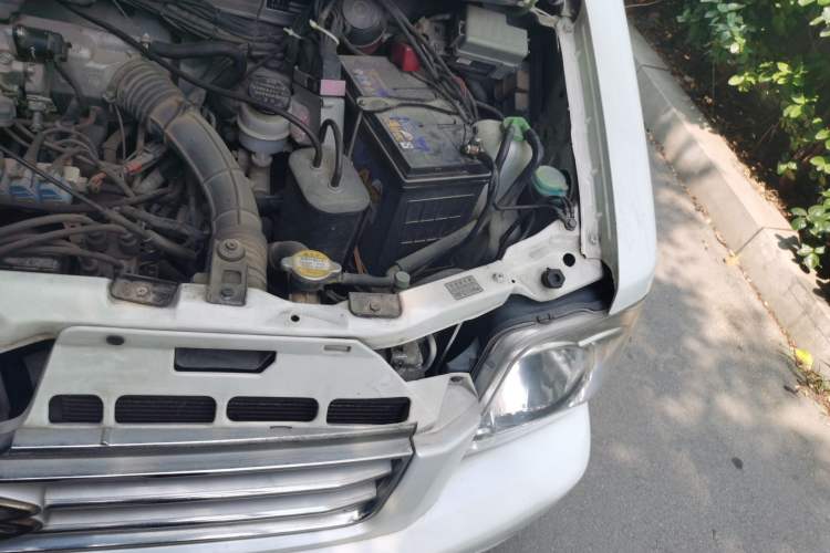 Used Suzuki Wagon R 2012 Entrepreneur Edition 1.0L Manual - Overdrive Type Engine Bay Left