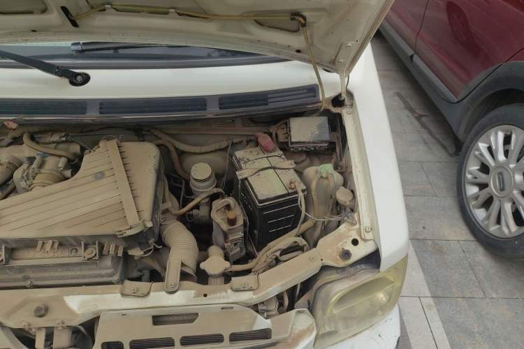 Used Suzuki Wagon R 2012 All-Purpose Model 1.4L Manual VVT Standard Version China IV Engine Bay Left