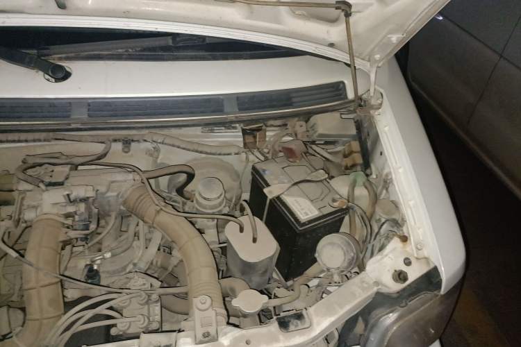 Used Suzuki Wagon R 2012 Entrepreneur Edition 1.0L Manual - Overdrive Type Engine Bay Left