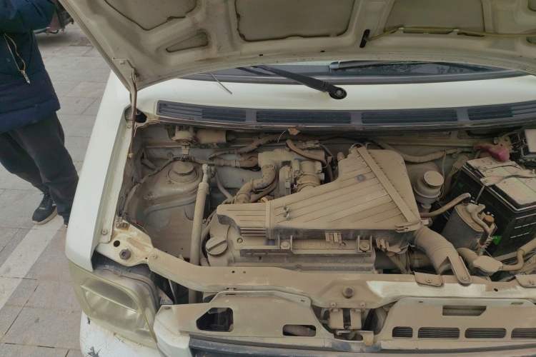 Used Suzuki Wagon R 2012 All-Purpose Model 1.4L Manual VVT Standard Version China IV Engine Bay Right