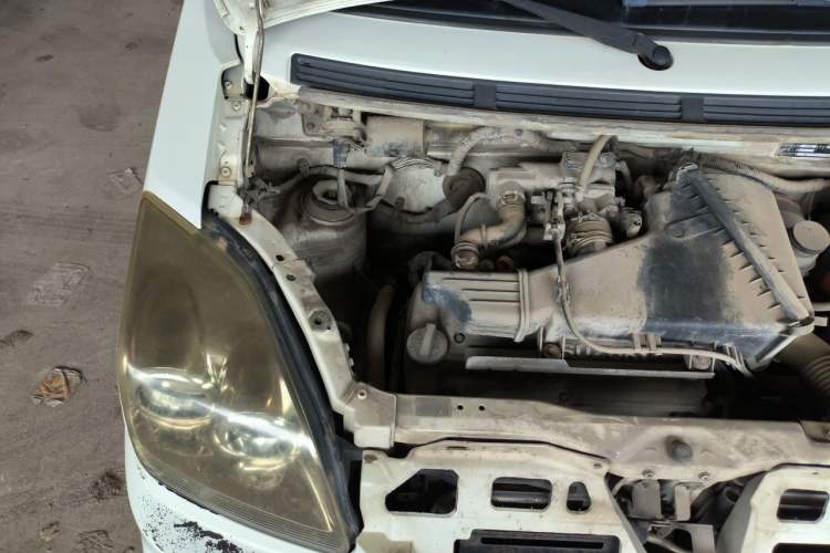 Used Suzuki Wagon R 2012 e 1.4L Manual Standard Model Engine Bay Right