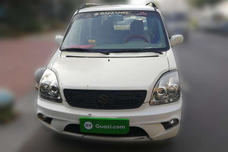 Used Suzuki Wagon R 2012 e 1.4L Manual VVT Standard Model China IV standard Front