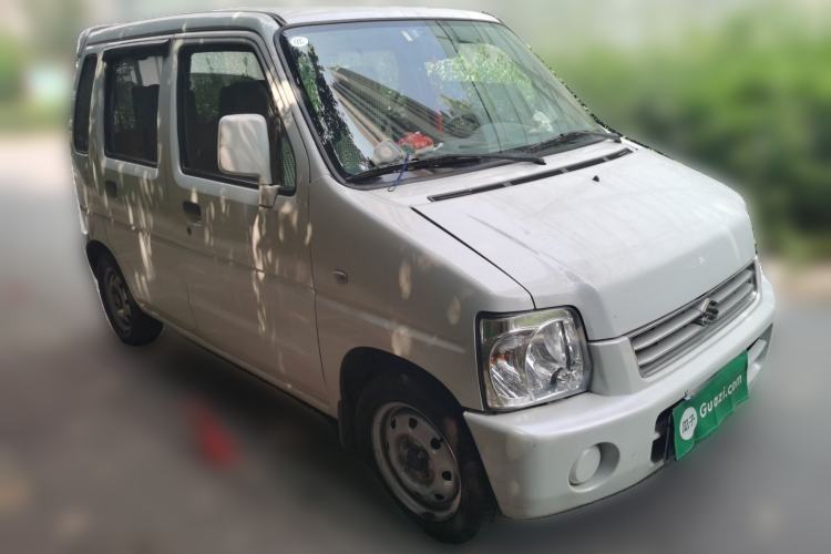 Used Suzuki Wagon R 2012 Entrepreneur Edition 1.0L Manual - Overdrive Type Front Right 45 Deg